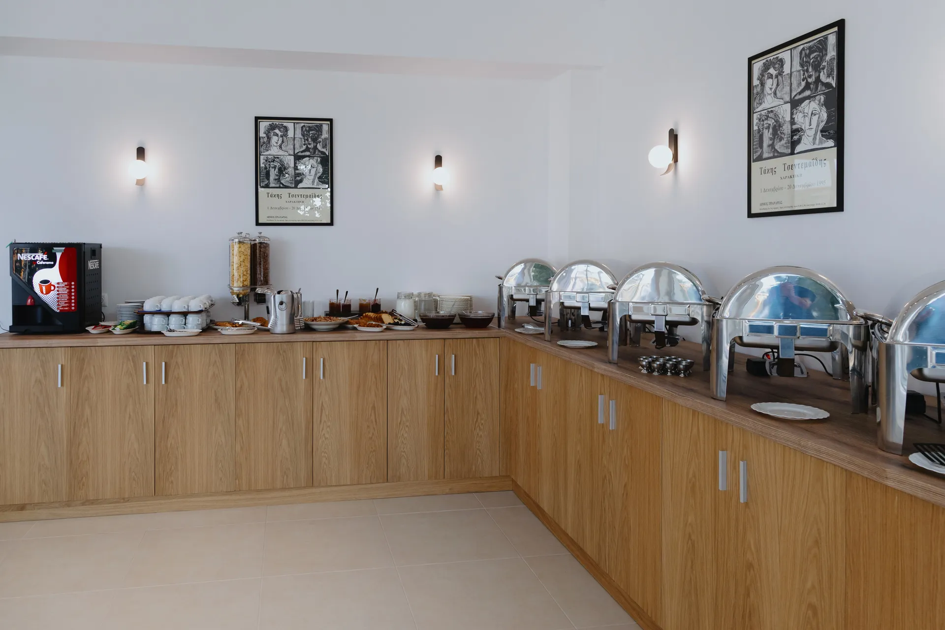 Tiara Holidays - Blue Bay Hotel švedski sto